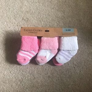 Faded Glory 0-6M Socks